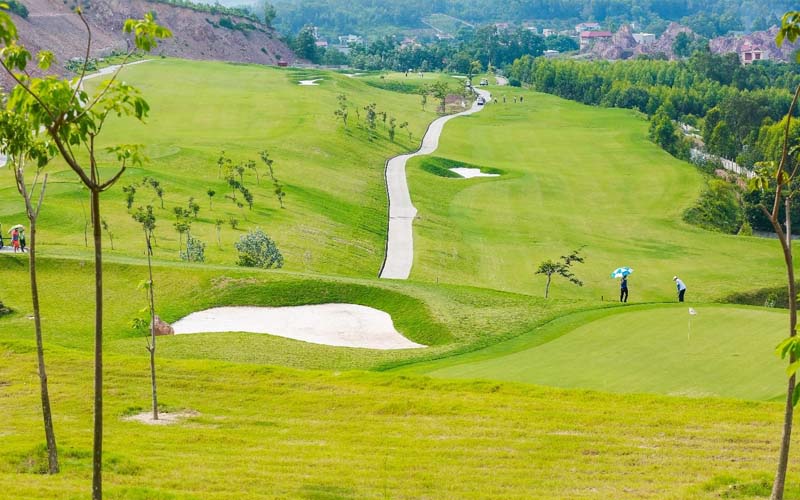 	Amber Hills Golf & Resort image 3