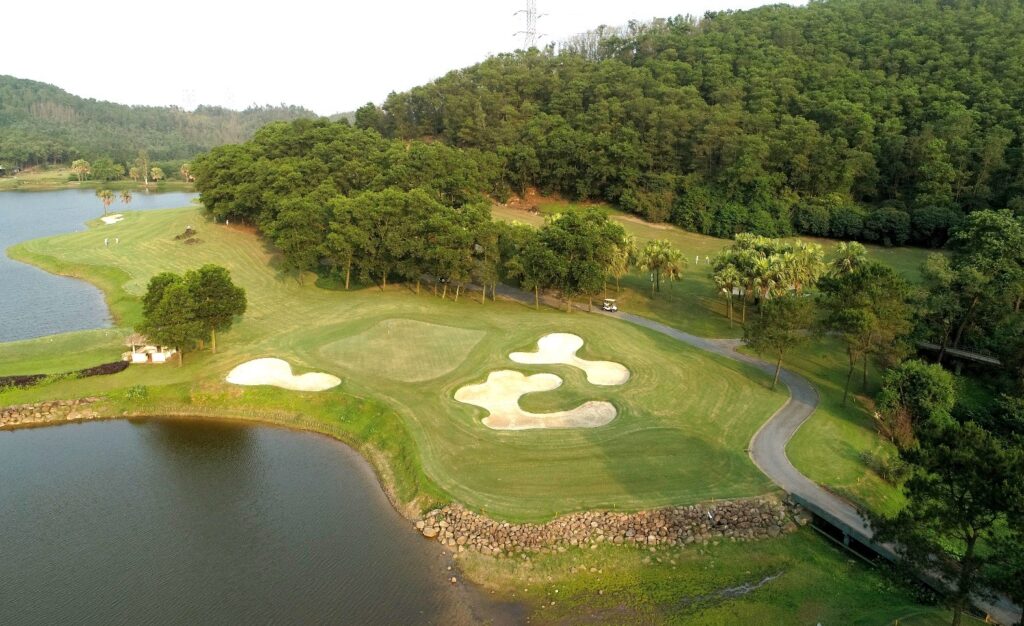 Chi Linh Star Golf & Country Club image 6