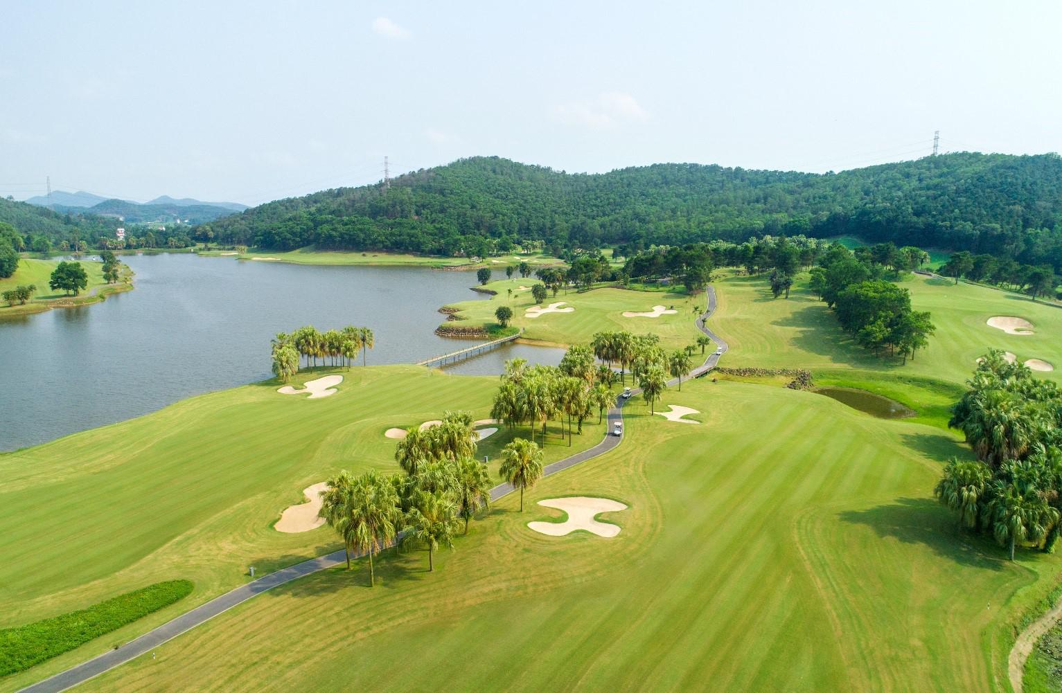 Chi Linh Star Golf & Country Club image 7
