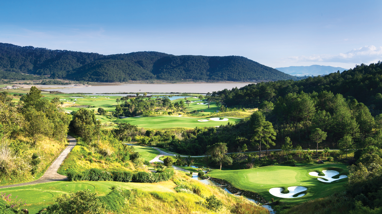 The Dalat 1200 Golf Club