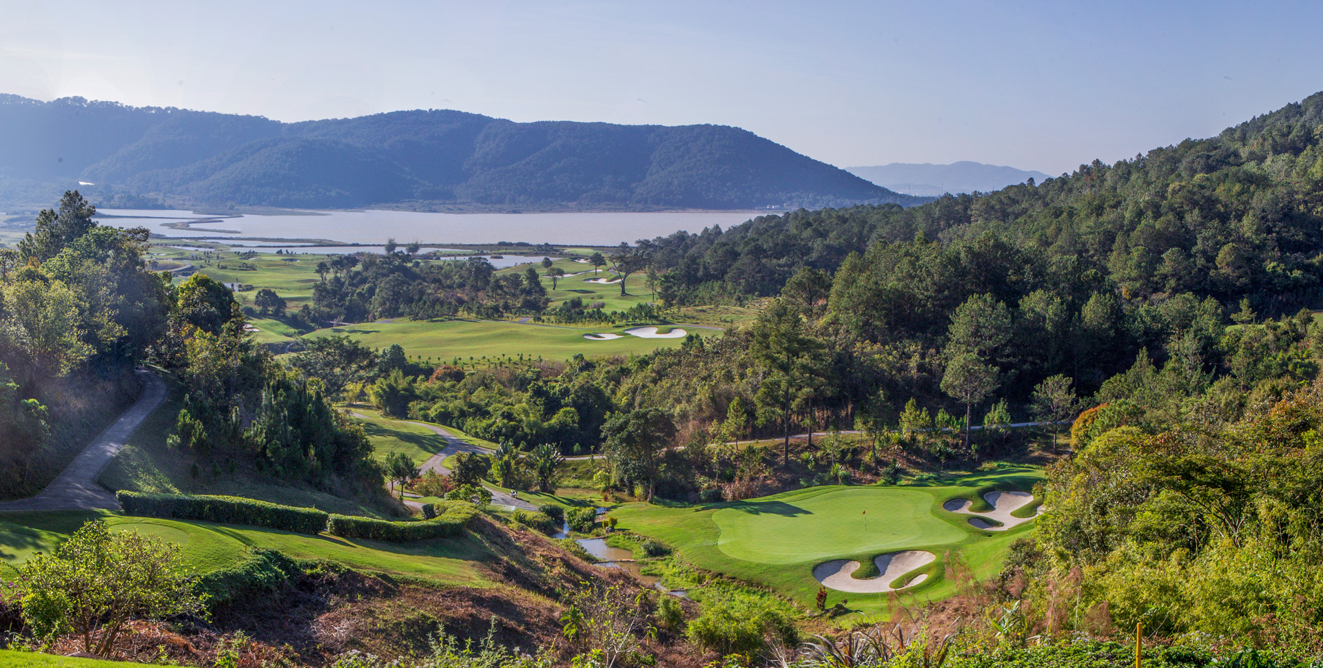 The Dalat 1200 Golf Club image 1
