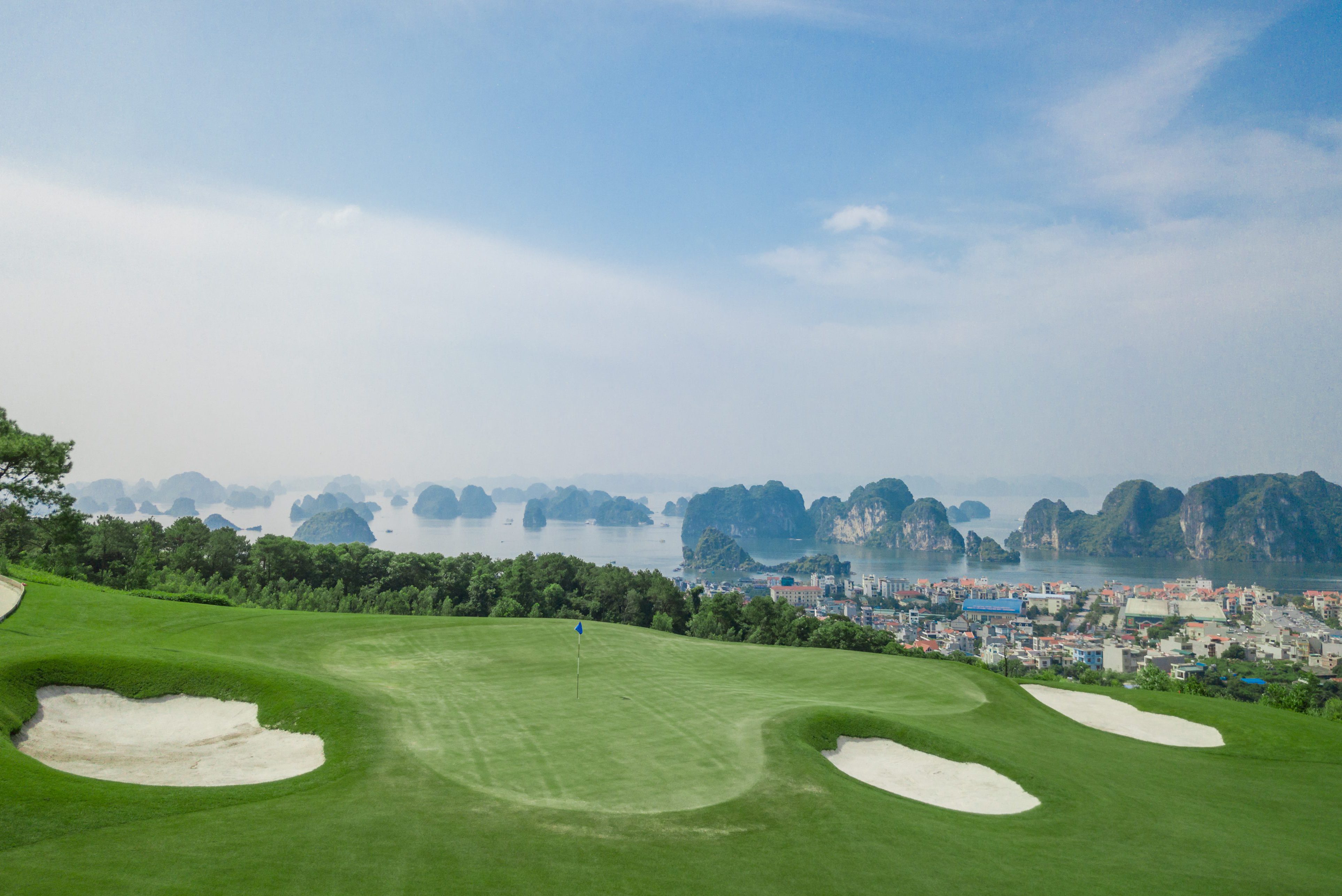 FLC Halong Bay Golf Club image 8