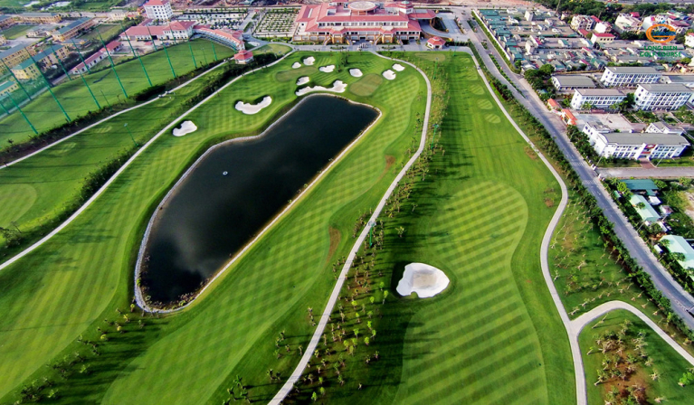 Long Bien Golf Course image 4