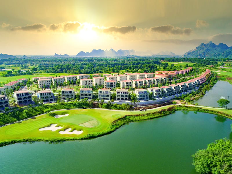 Sky Lake Resort & Golf Club image 1