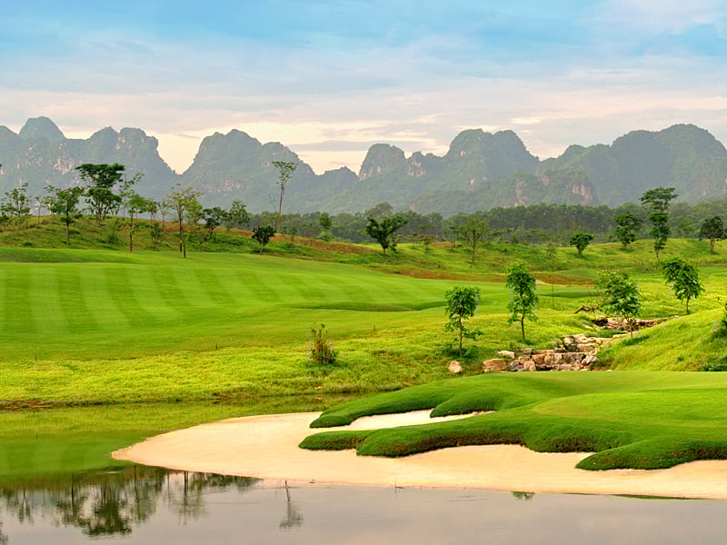 Sky Lake Resort & Golf Club image 4